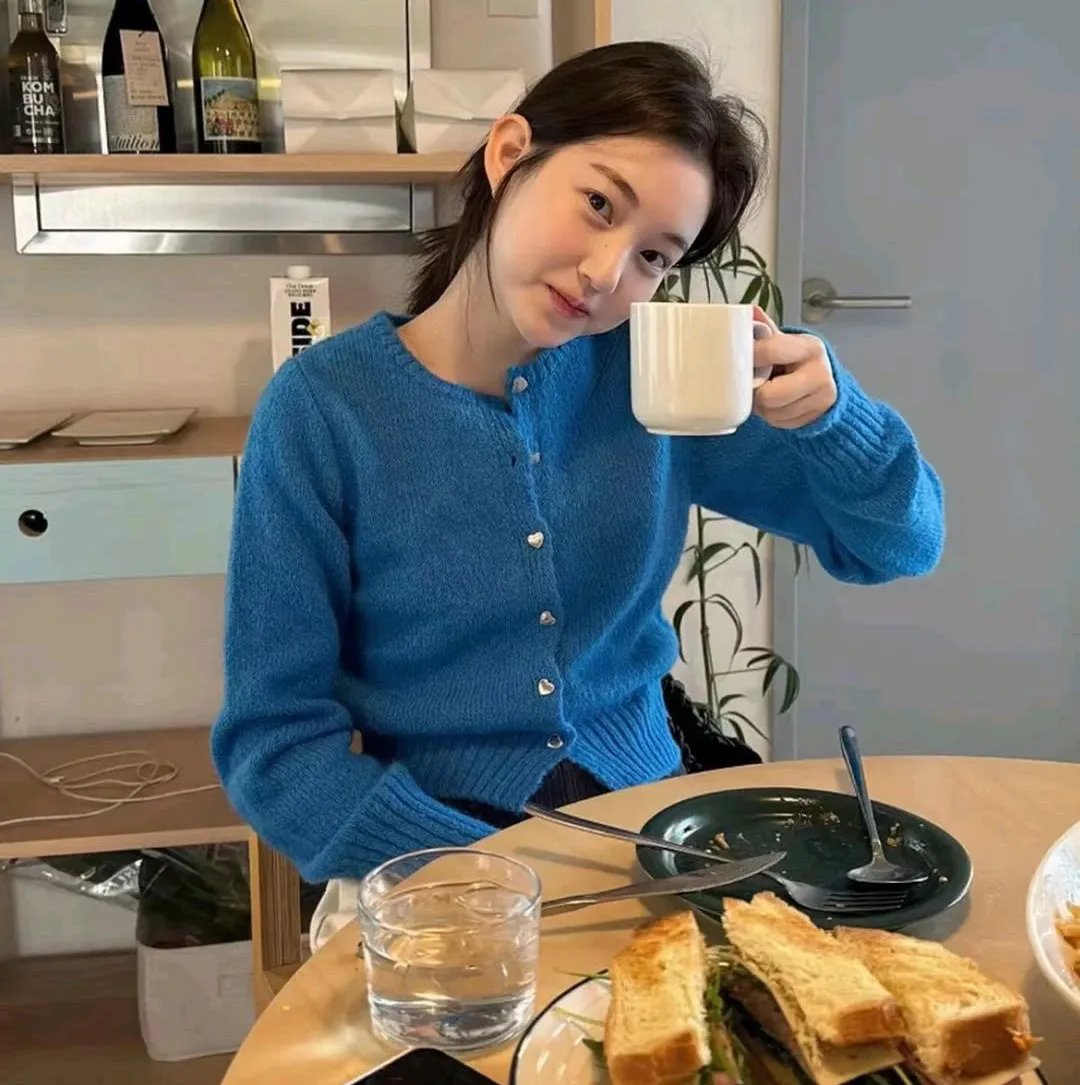 灵欲相通姊妹花 海报